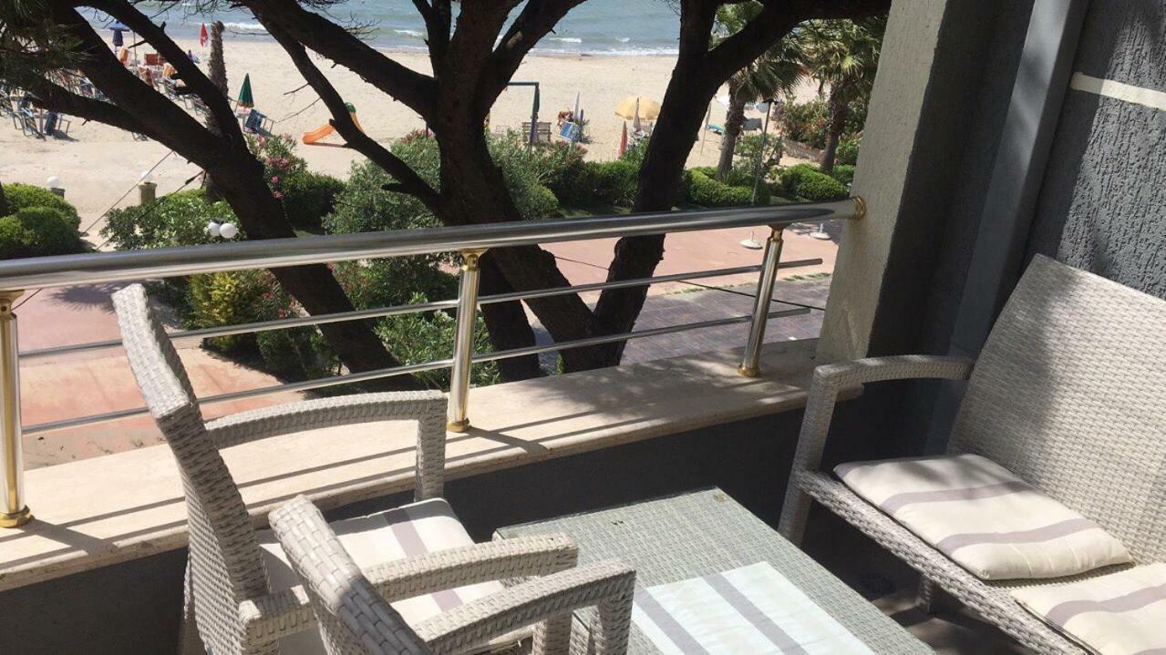 Mali I Robit Beachfront Apartment غوليم المظهر الخارجي الصورة
