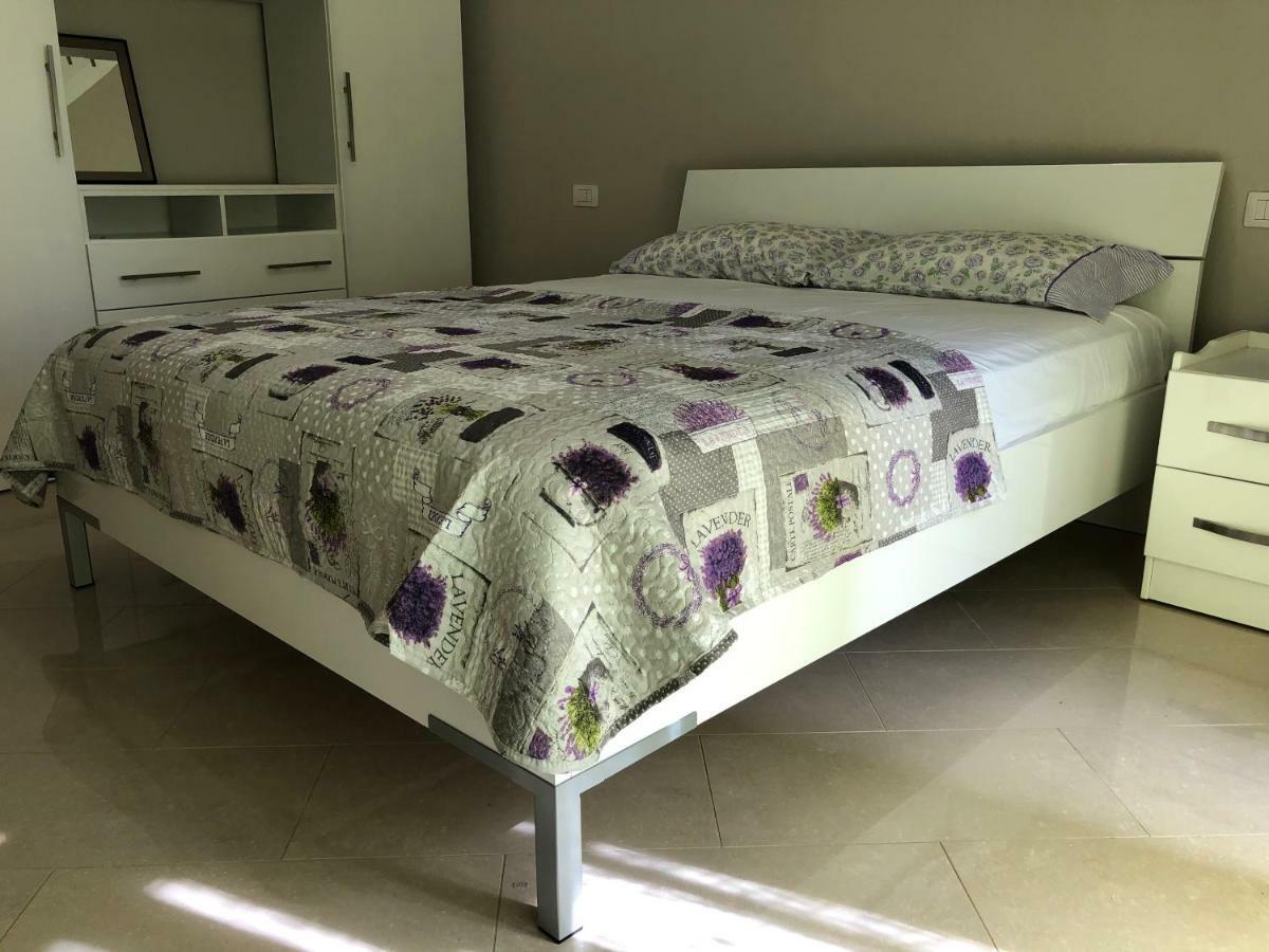 Mali I Robit Beachfront Apartment غوليم المظهر الخارجي الصورة